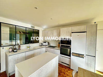 Appartement - 82 m² - 3 pièces