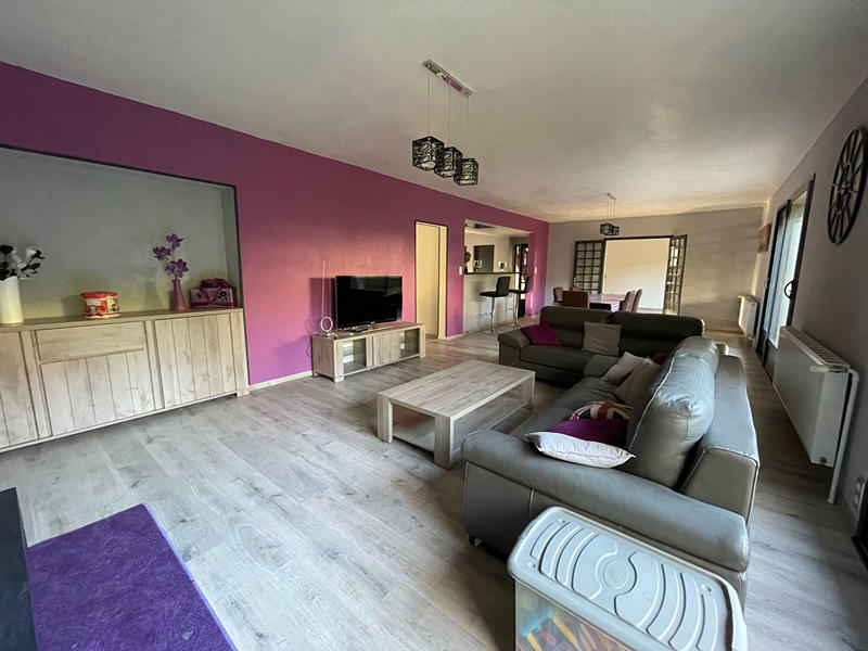 Maison - 204 m² - 5 pièces