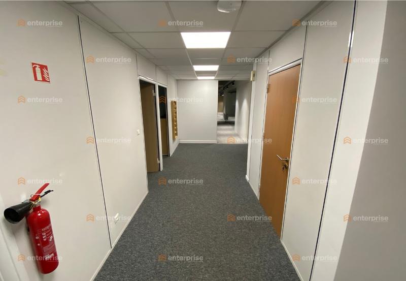 Bureau - 147 m²
