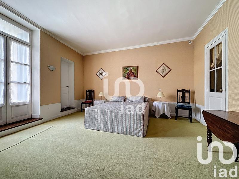 Maison de ville - 364 m² - 9 pièces