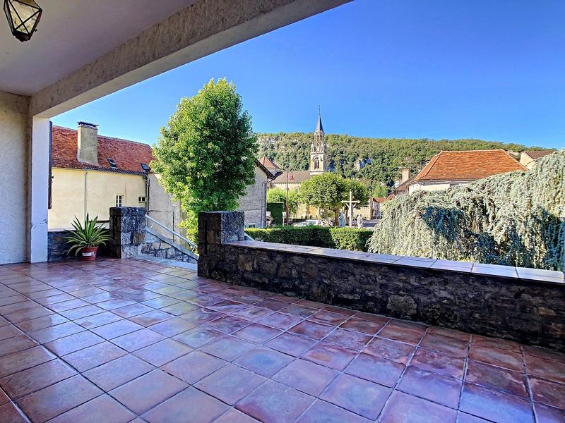 Maison - 185 m² - 5 pièces