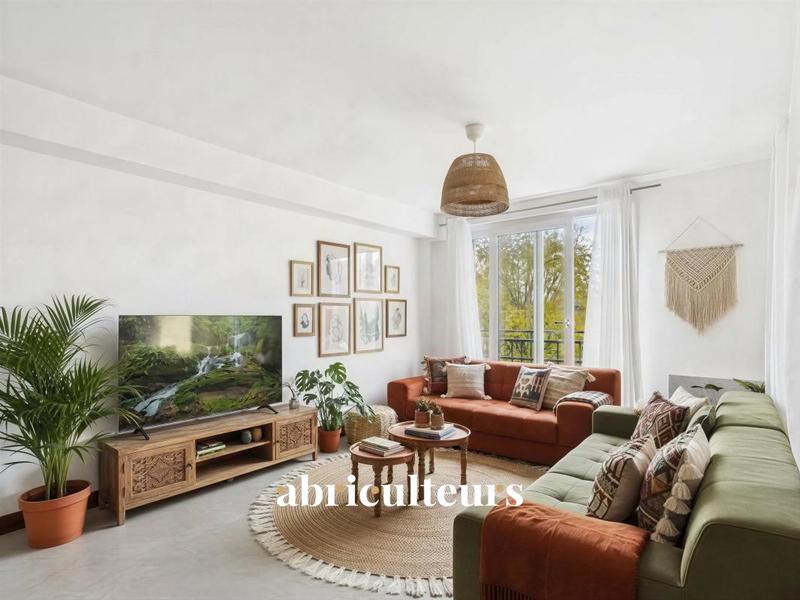 Appartement ancien - 90 m² - 5 pièces