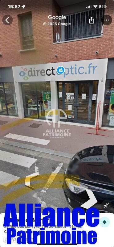 Local commercial - 85 m² - 2 pièces