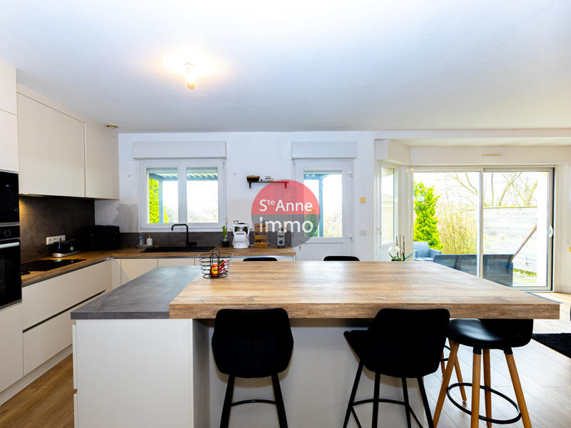 Maison - 159 m² - 7 pièces