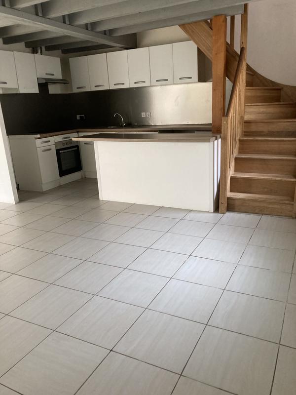 Appartement - 64 m² - 3 pièces