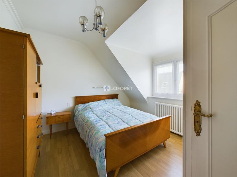 Maison - 121 m² - 6 pièces