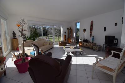 Villa - 228 m² - 7 pièces