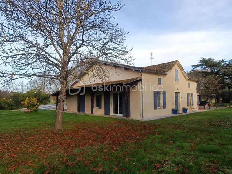Maison de campagne - 245 m² - 7 pièces