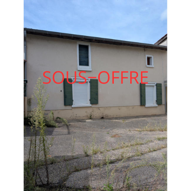 Maison - 92 m² - 5 pièces