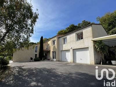 Maison de maîtres - 288 m² - 10 pièces