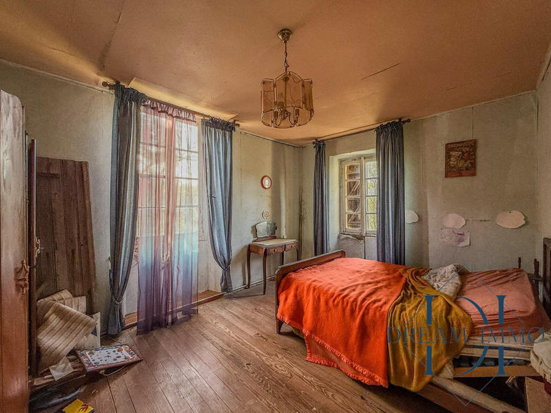 Maison - 166 m² - 6 pièces