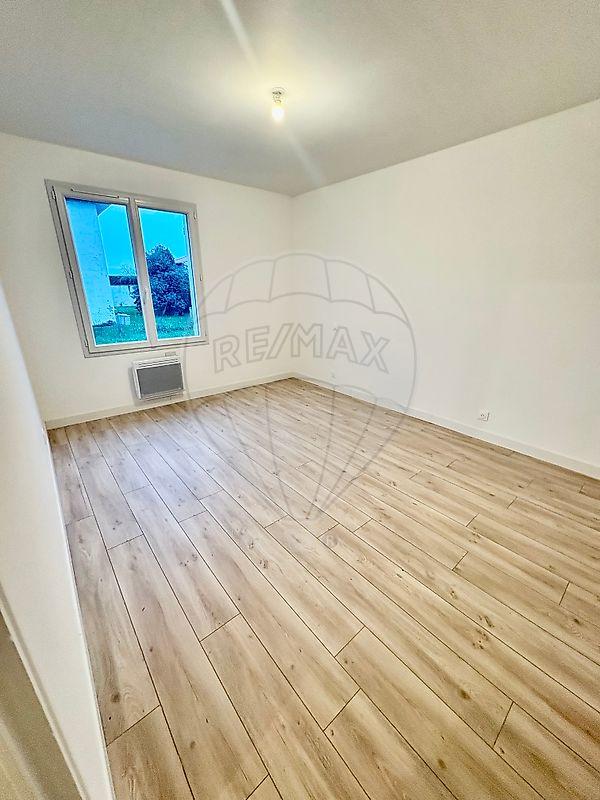 Maison - 76 m² - 3 pièces