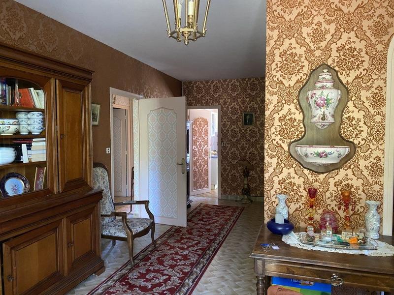 Maison - 240 m² - 8 pièces