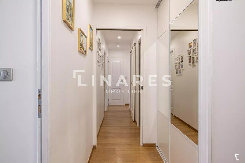 Appartement - 92 m² - 5 pièces