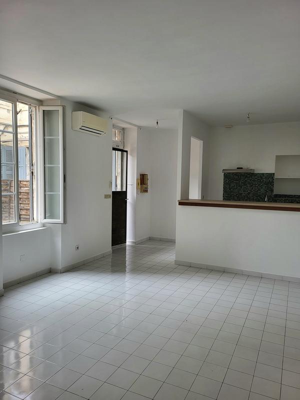 Immeuble - 360 m² - 19 pièces