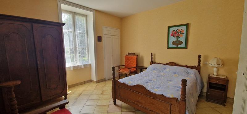 Maison - 200 m² - 6 pièces