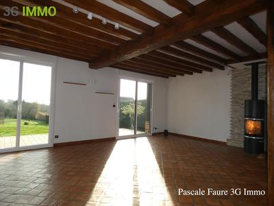 Maison traditionnelle - 197 m² - 10 pièces