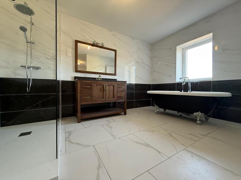 Maison ancienne - 306 m² - 8 pièces