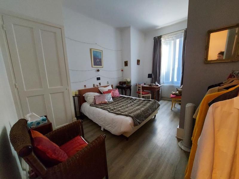 Appartement - 143 m² - 4 pièces