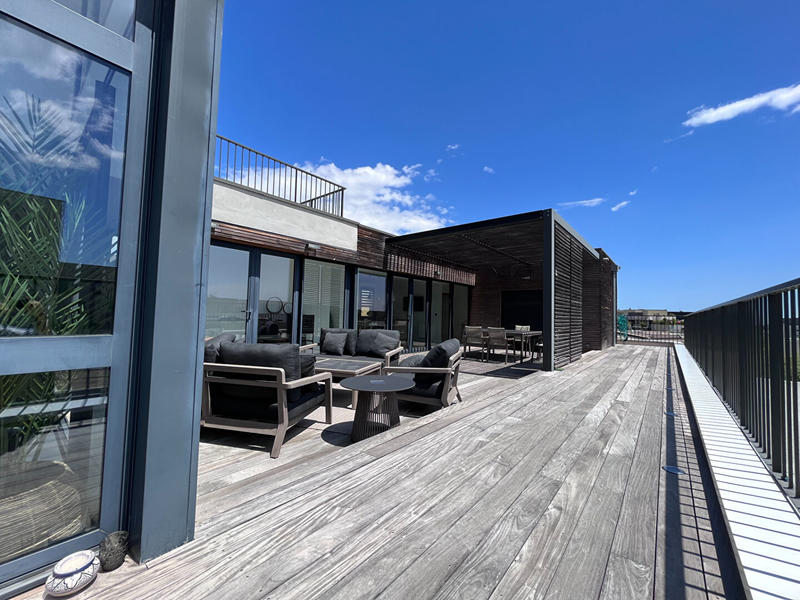 Appartement - 162 m² - 5 pièces