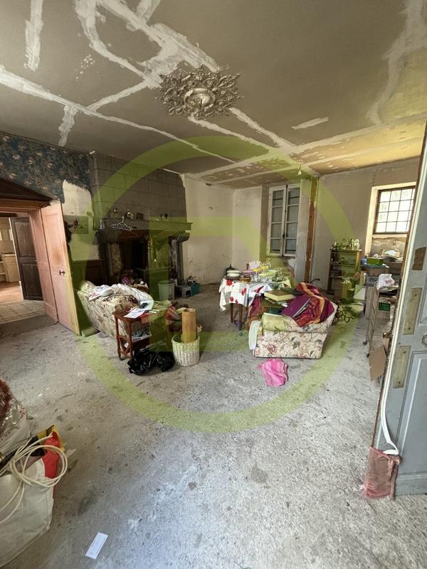 Maison - 216 m² - 8 pièces