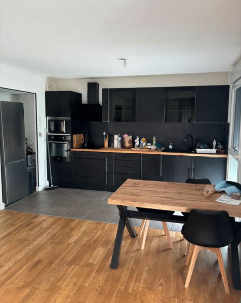 Appartement - 70 m² - 3 pièces