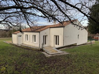 Maison - 95 m² - 5 pièces