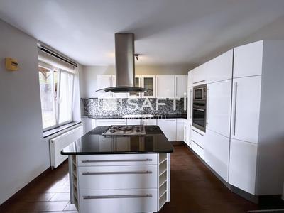 Maison - 142 m² - 6 pièces