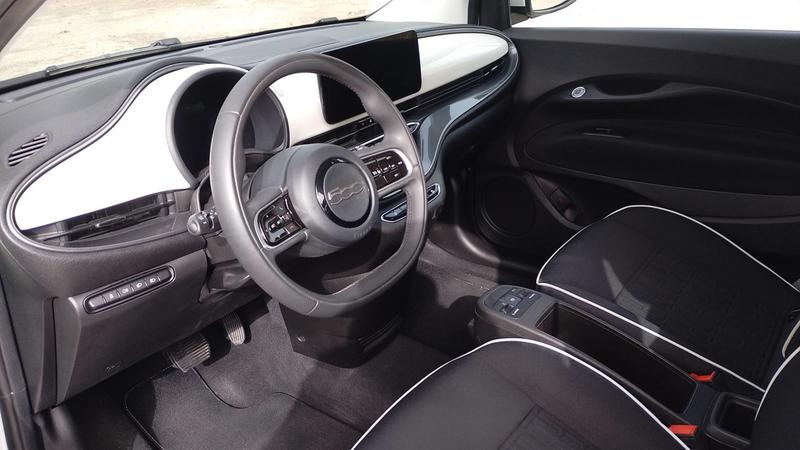 Fiat 500 III 95 24 kWh My22 - Garantie constructeur