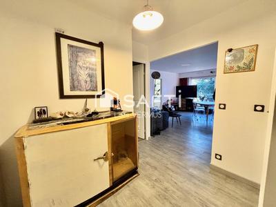 Appartement - 84 m² - 4 pièces