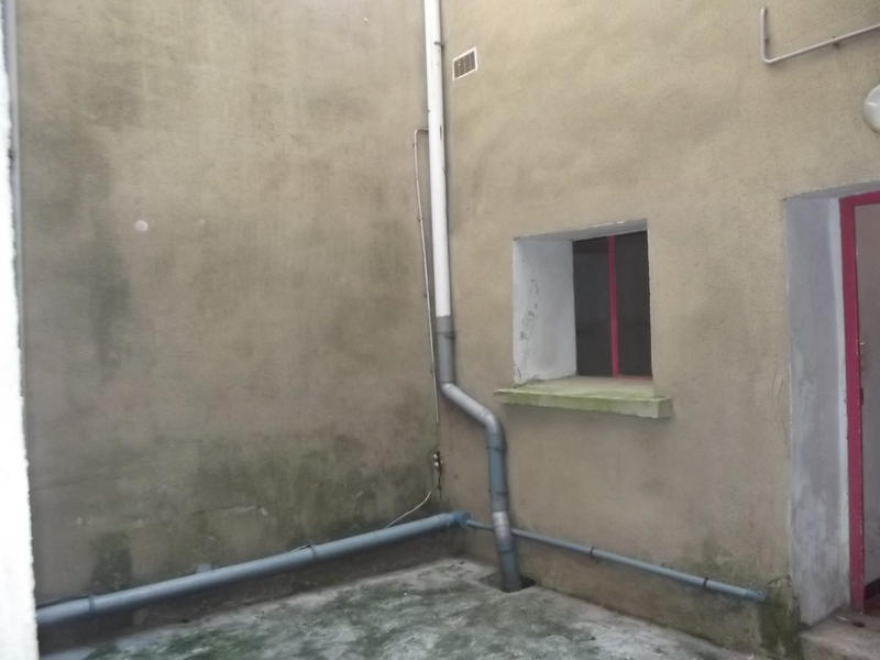 Maison - 220 m² - 8 pièces