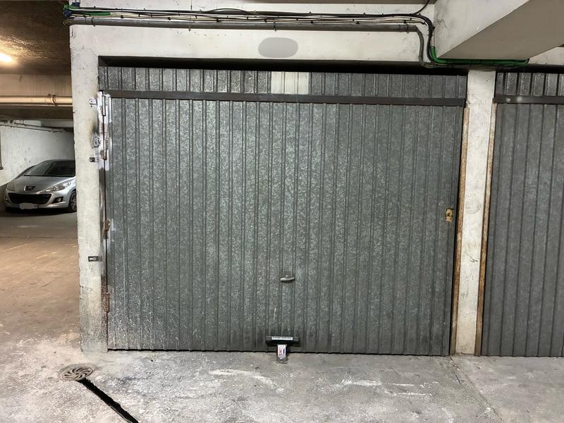 Parking / Garage - 13 m²