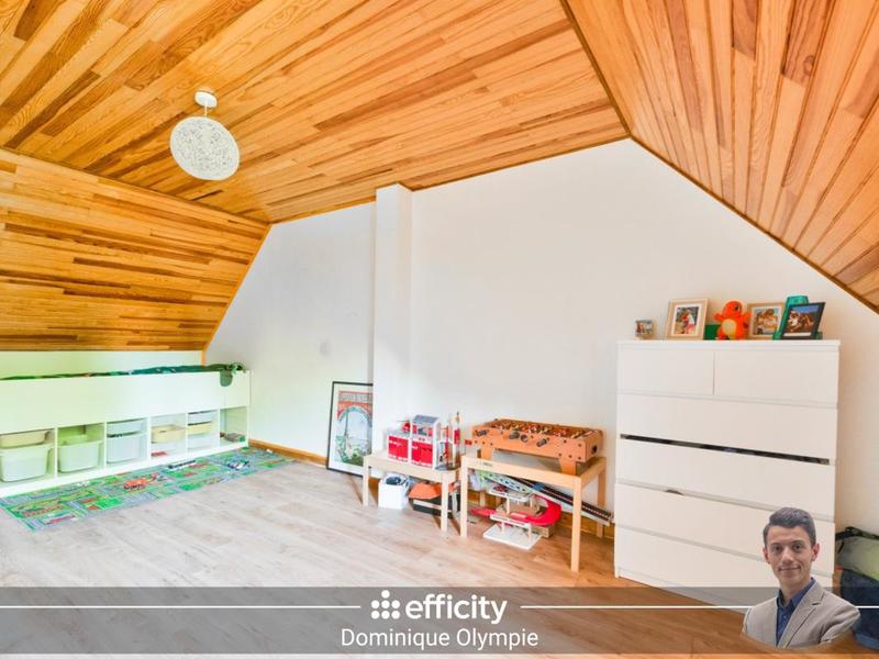 Maison - 155 m² - 6 pièces