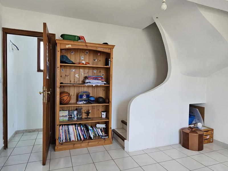 Villa - 270 m² - 8 pièces