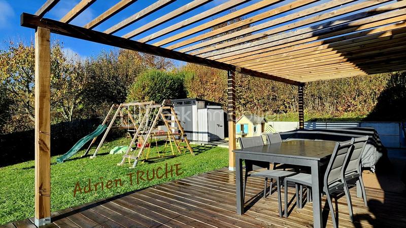 Maison - 120 m² - 5 pièces