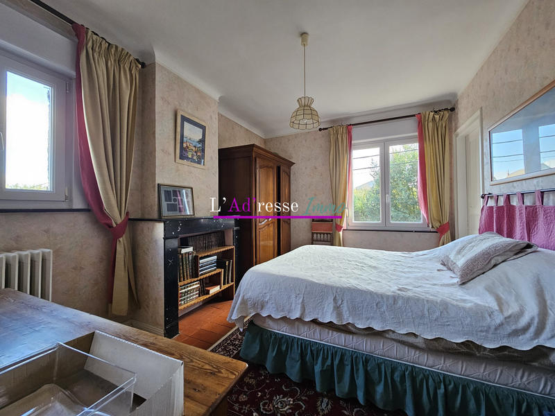 Maison - 165 m² - 8 pièces