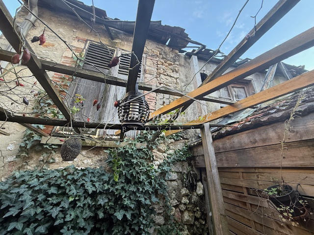 Maison - 170 m² - 7 pièces