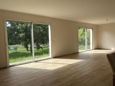 Maison - 120 m² - 4 pièces