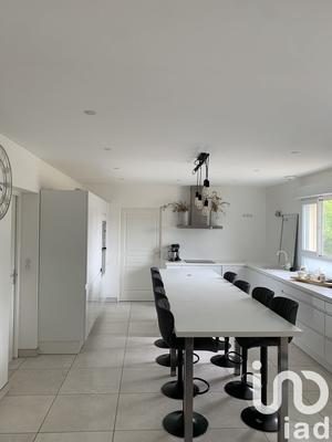 Maison - 155 m² - 5 pièces