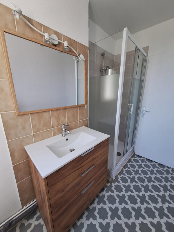 Appartement - 57 m² - 3 pièces