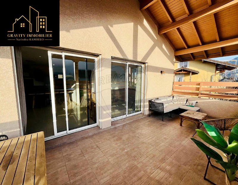 Appartement - 75 m² - 4 pièces