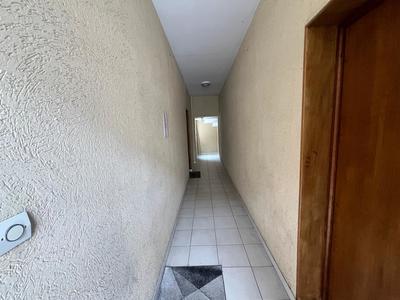 Maison - 200 m² - 8 pièces