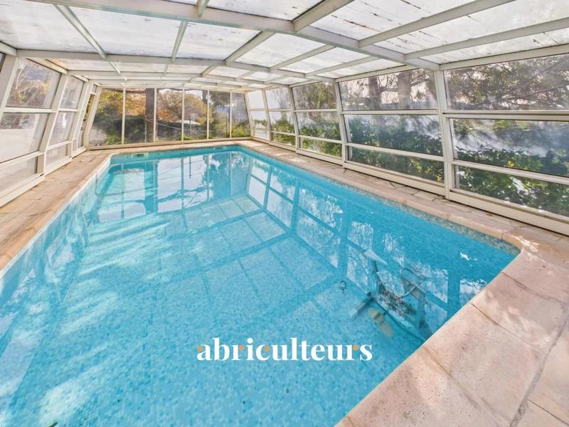 Maison ancienne - 223 m² - 7 pièces