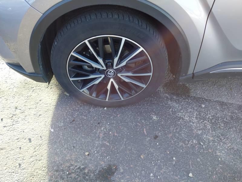 Toyota c-Hr Hybride 2.0l Distinctive