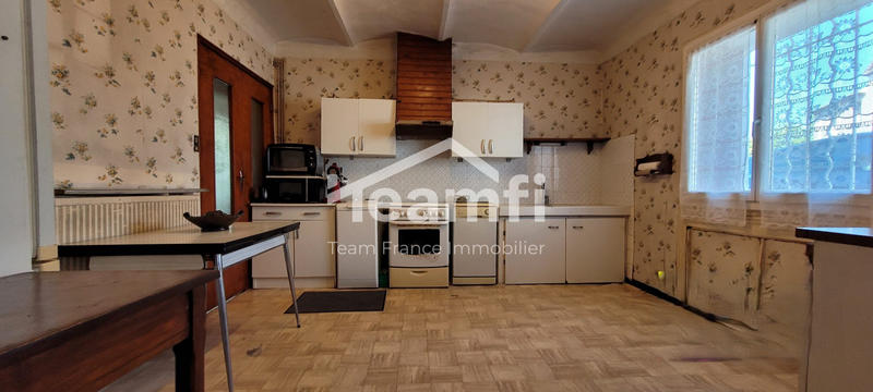 Maison - 98 m² - 5 pièces