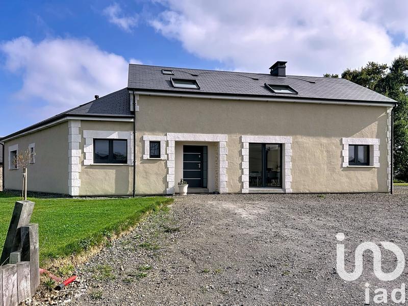 Maison - 171 m² - 8 pièces