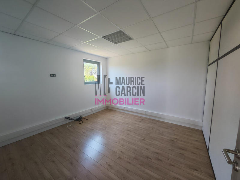 Bureau - 65 m² - 3 pièces