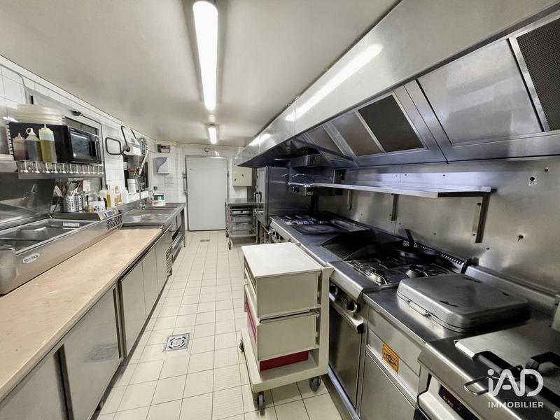 Local commercial - 628 m²