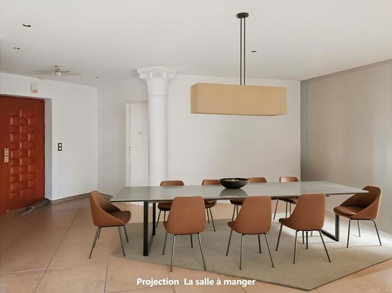 Maison - 195 m² - 7 pièces