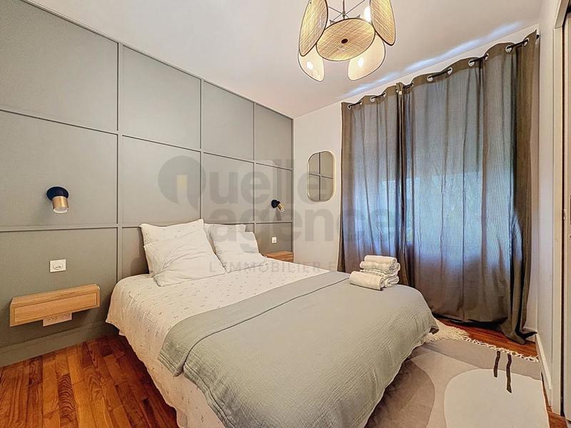 Maison - 160 m² - 8 pièces